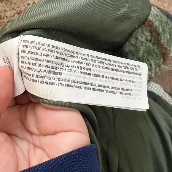 Abercrombie & Fitch Plaid Jacket - Picture 8 of 8